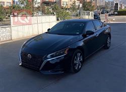 نيسان ألتيما